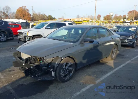 2025 Hyundai Elantra Sel Sport z USA, uszkodzony, nr VIN KMHLM4DG6SU925082